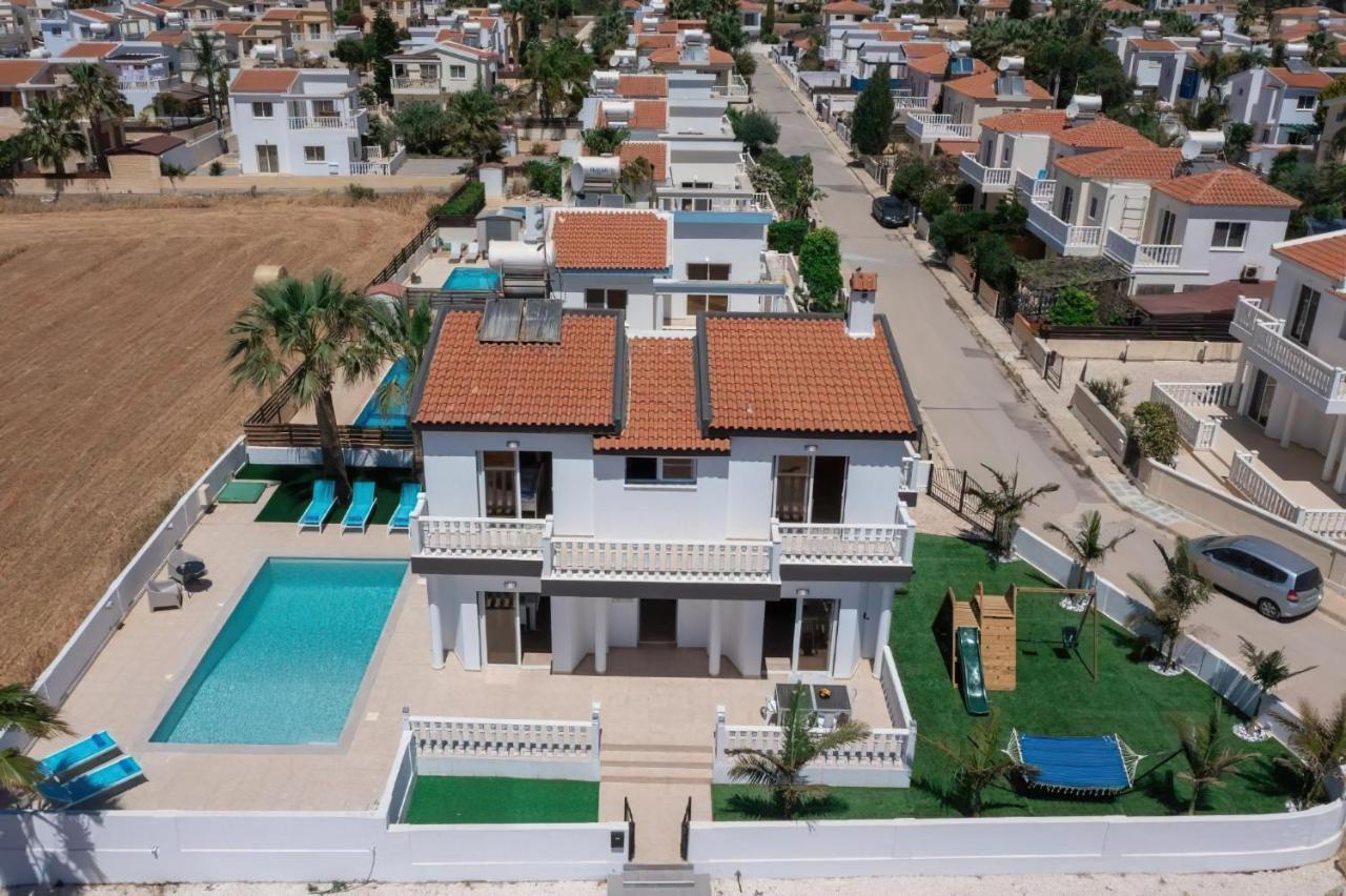 Villa suncity Boutique Beachfront Ayía Nápa Extérieur photo
