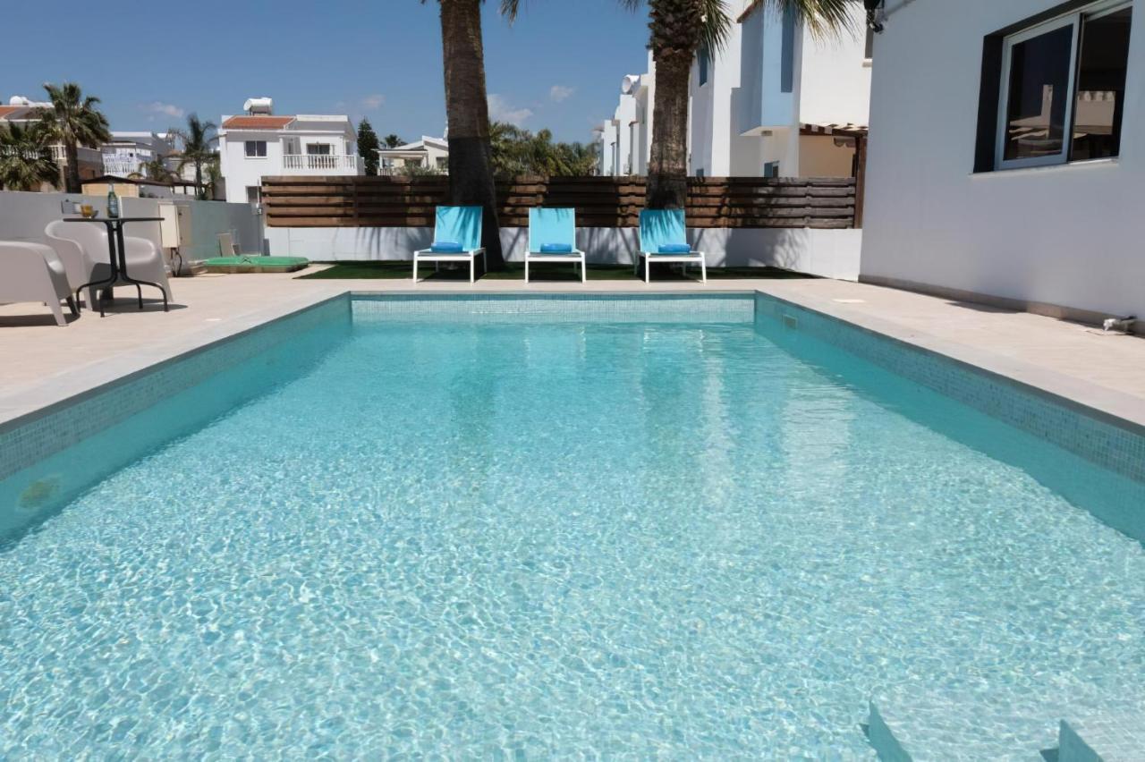 Villa suncity Boutique Beachfront Ayía Nápa Extérieur photo
