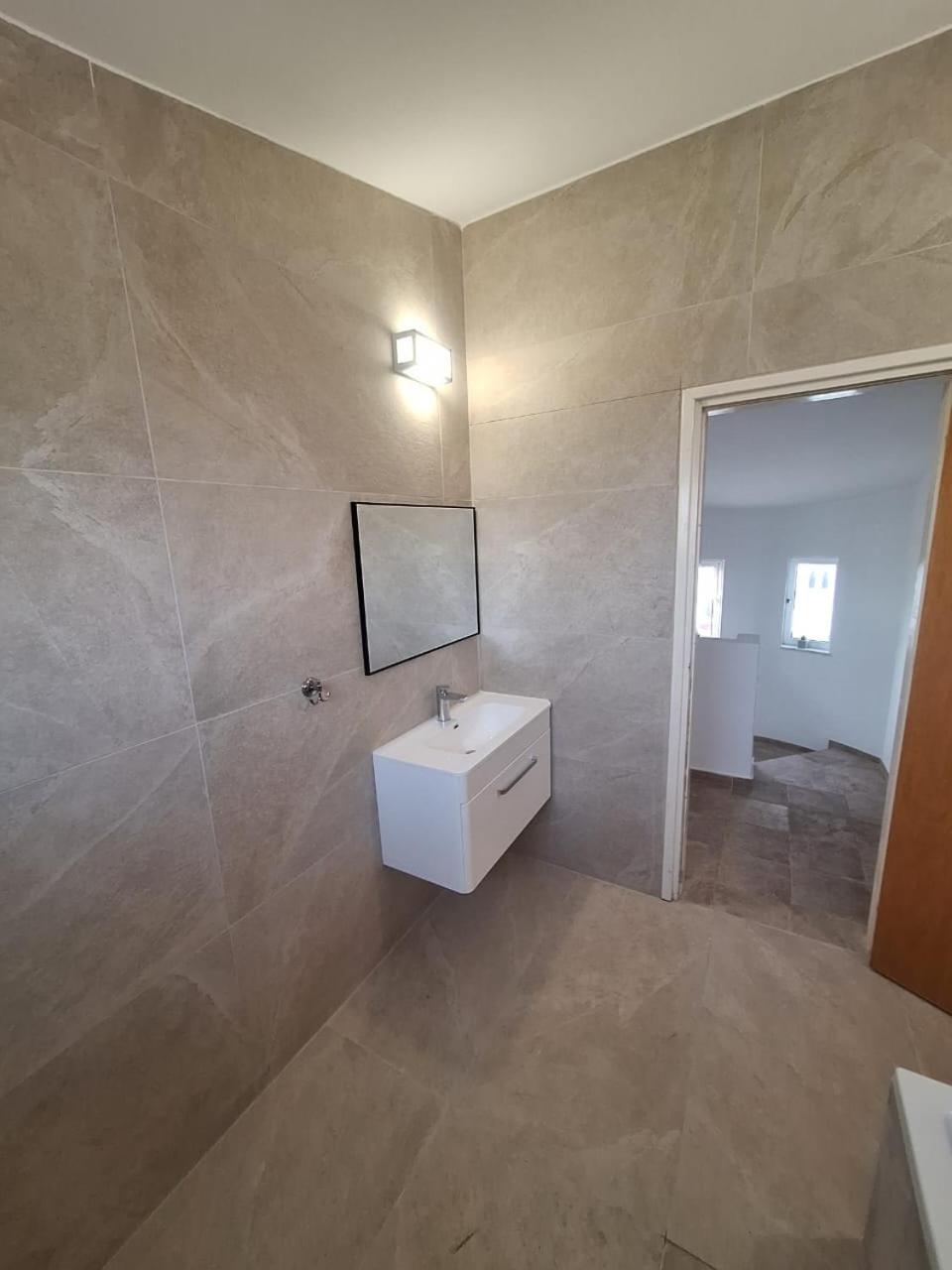 Villa suncity Boutique Beachfront Ayía Nápa Extérieur photo